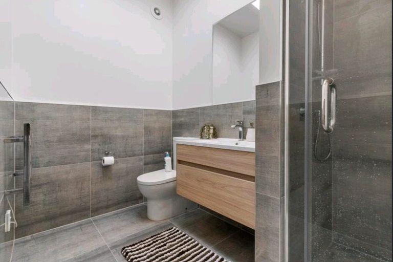 Photo of property in 2 Te Aparangi Road, Papakura, 2110