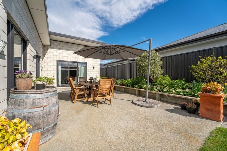 Photo of property in 19 Lazarette Loop, Gleniti, Timaru, 7910