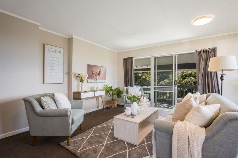 Photo of property in 66 Sievers Grove, Cannons Creek, Porirua, 5024