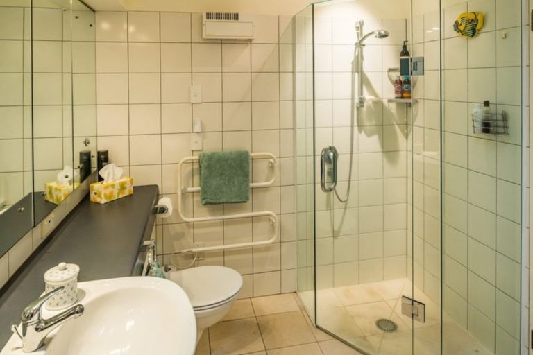 Photo of property in 9/9 Wilkinson Street, Oriental Bay, Wellington, 6011