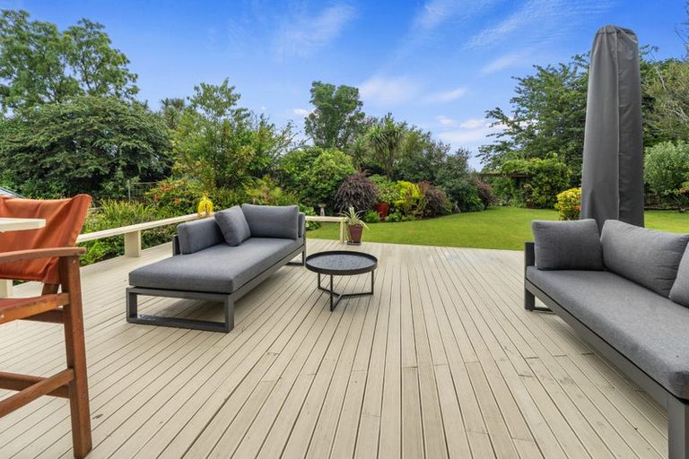 Photo of property in 17 Randell Place, Te Puke, 3119