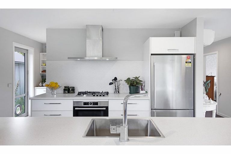 Photo of property in 4 Puaka Street, Pegasus, 7612