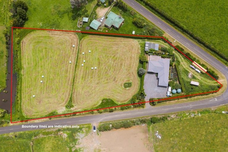 Photo of property in 521 Clark And Denize Road, Pukekawa, Tuakau, 2696