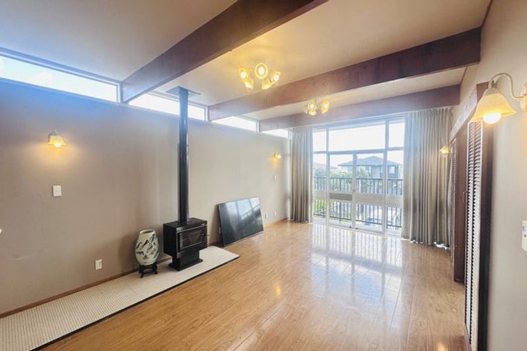 Photo of property in 151 Bleakhouse Road, Mellons Bay, Auckland, 2014