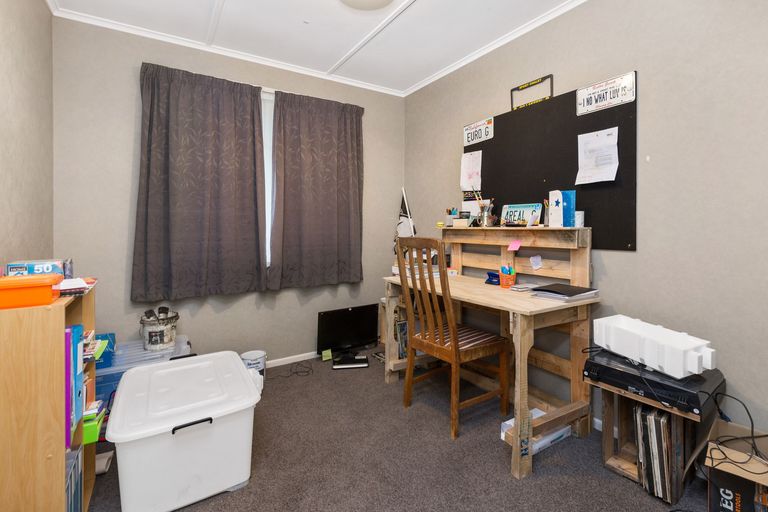 Photo of property in 16 Basley Road, Owhata, Rotorua, 3010