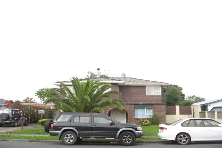 Photo of property in 42 Casuarina Road, Half Moon Bay, Auckland, 2012