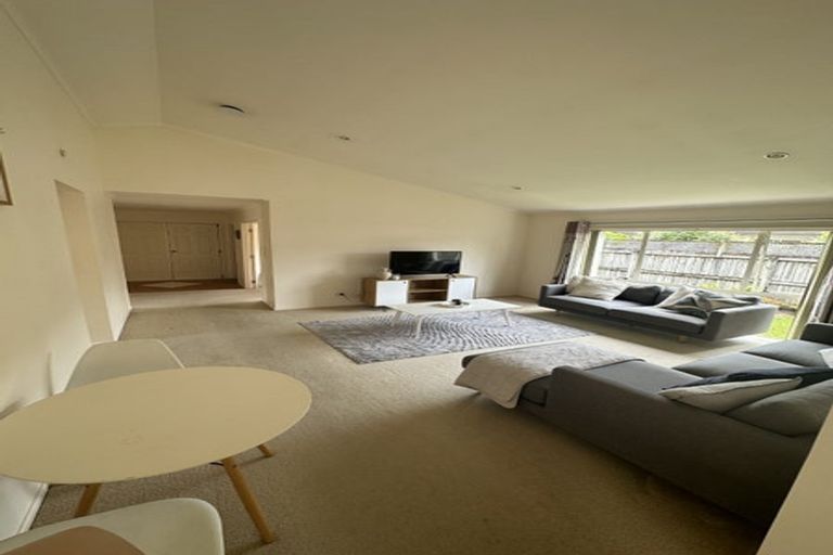 Photo of property in 6 Beragh Place, East Tamaki, Auckland, 2016