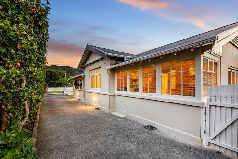 Photo of property in 77 Totara Crescent, Woburn, Lower Hutt, 5011