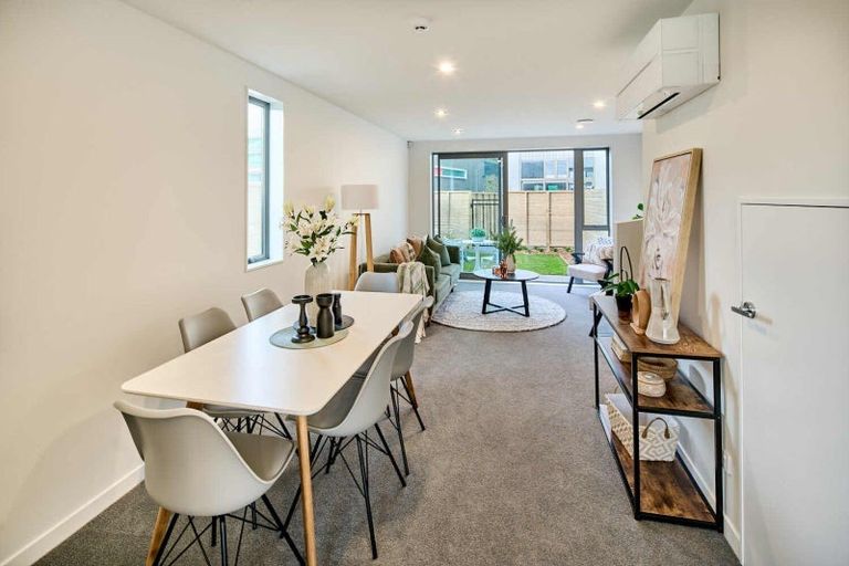 Photo of property in 9 Ara Paiwhenua, Tawa, Wellington, 5028