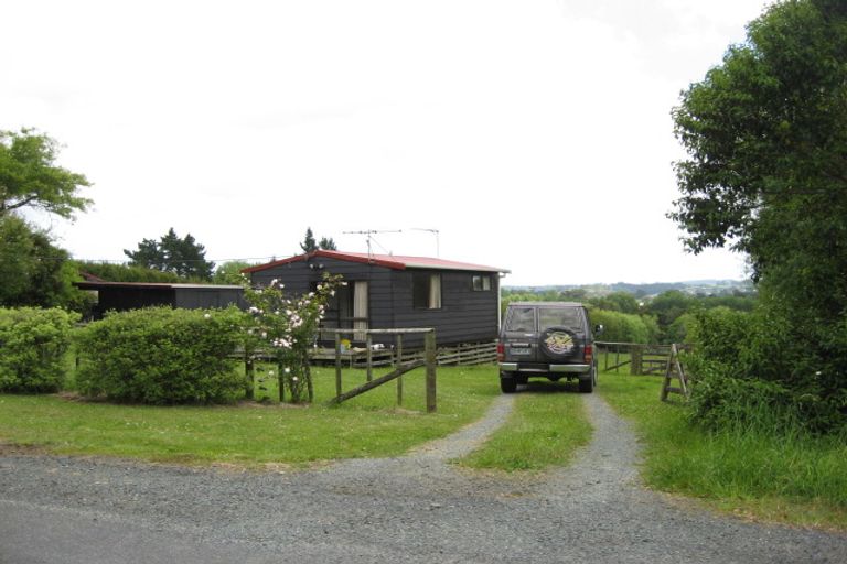 Photo of property in 384 Matua Road, Kumeu, 0891