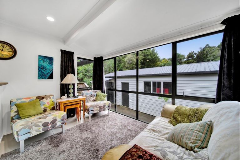 Photo of property in 7 Waterloo Place, Westown, New Plymouth, 4310