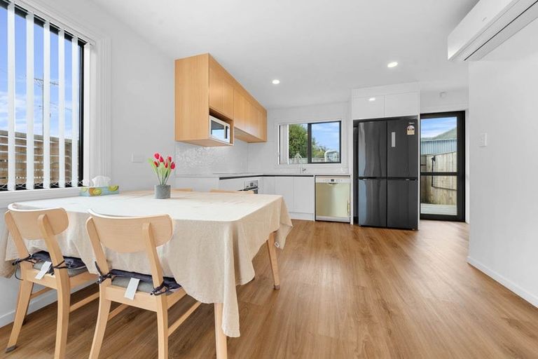 Photo of property in 1/2 Dolphin Street, Pakuranga, Auckland, 2010