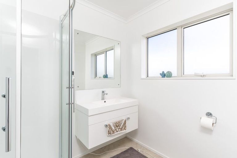 Photo of property in 12 Trelawny Terrace, Grenada Village, Wellington, 6037