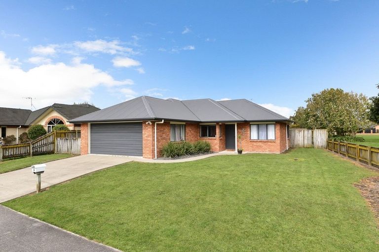 Photo of property in 18 Edenpark Drive, Rototuna North, Hamilton, 3210