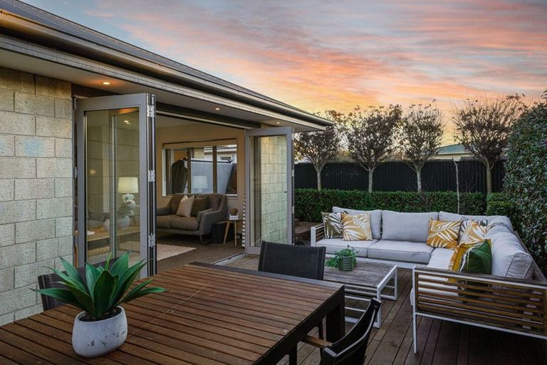 Photo of property in 183a Geraldine Street, Edgeware, Christchurch, 8013