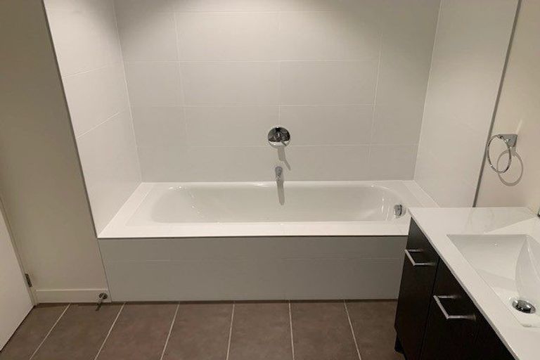 Photo of property in 18 Kellsmere Crescent, Island Bay, Wellington, 6023