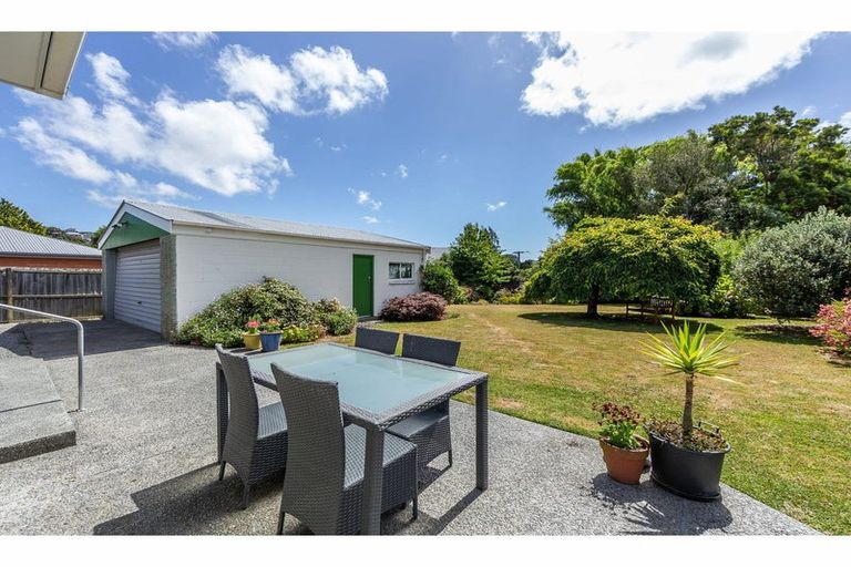 Photo of property in 273 Centaurus Road, Hillsborough, Christchurch, 8022