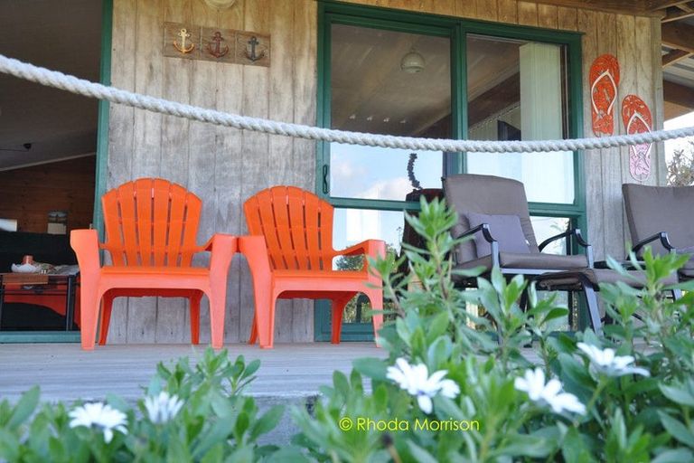 Photo of property in 19 Ngatoto Road, Tinopai, Matakohe, 0593