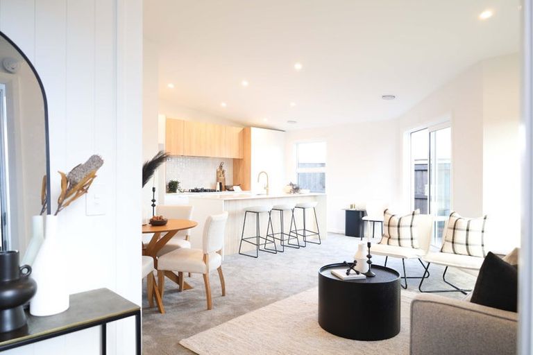 Photo of property in 92 Freedom Drive, Kelvin Grove, Palmerston North, 4470