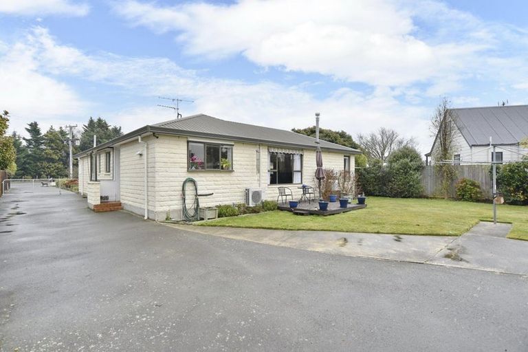 Photo of property in 88 Rangiora Woodend Road, Woodend, 7610