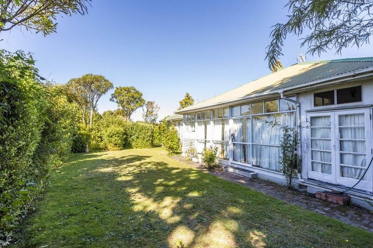 Photo of property in 28 Jacksons Road, Merivale, Christchurch, 8014