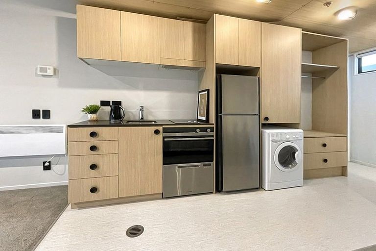 Photo of property in Vedado Apartments, 106/41 Hopper Street, Mount Cook, Wellington, 6011