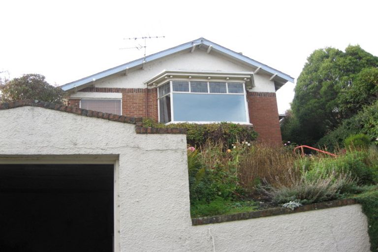 Photo of property in 38 Grandview Crescent, Opoho, Dunedin, 9010