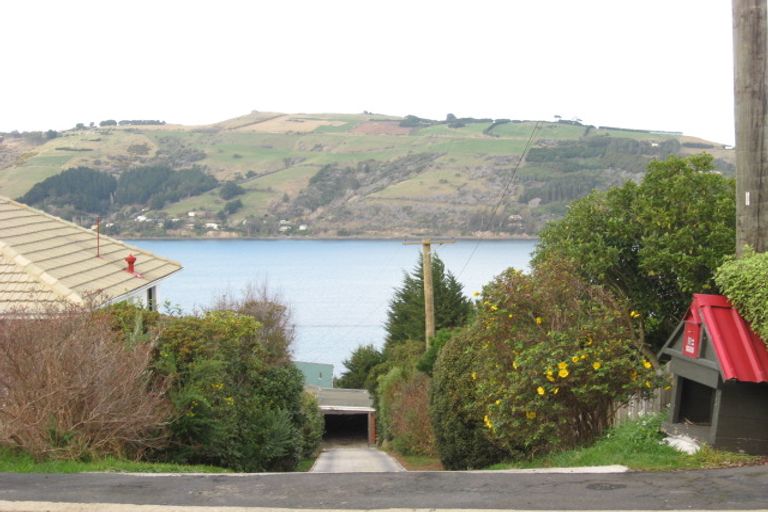 Photo of property in 20 Waireka Street, Ravensbourne, Dunedin, 9022