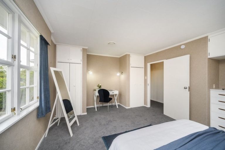 Photo of property in 25 Chilton Grove, Hokowhitu, Palmerston North, 4410