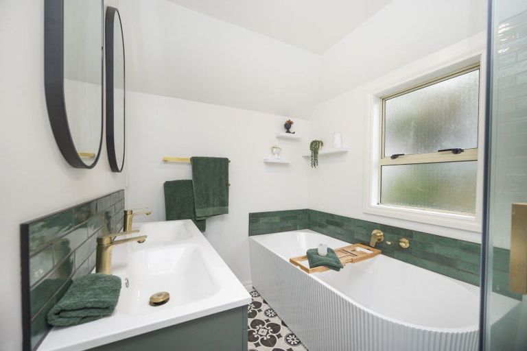 Photo of property in 42a Titoki Street, Palmerston North, 4414