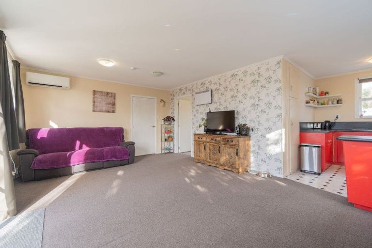 Photo of property in 44 Mackinnon Loop, Te Anau, 9600