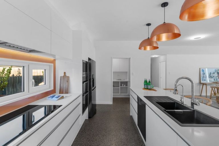 Photo of property in 17 Slater Street, Richmond, Christchurch, 8013