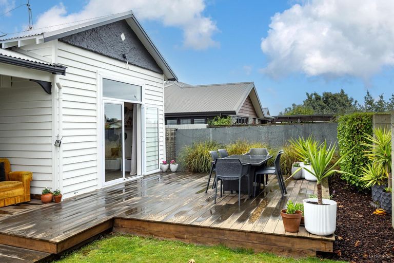 Photo of property in 51 Avenue Road, West End, Timaru, 7910