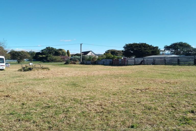Photo of property in 12 Endeavour Street, Tolaga Bay, 4077