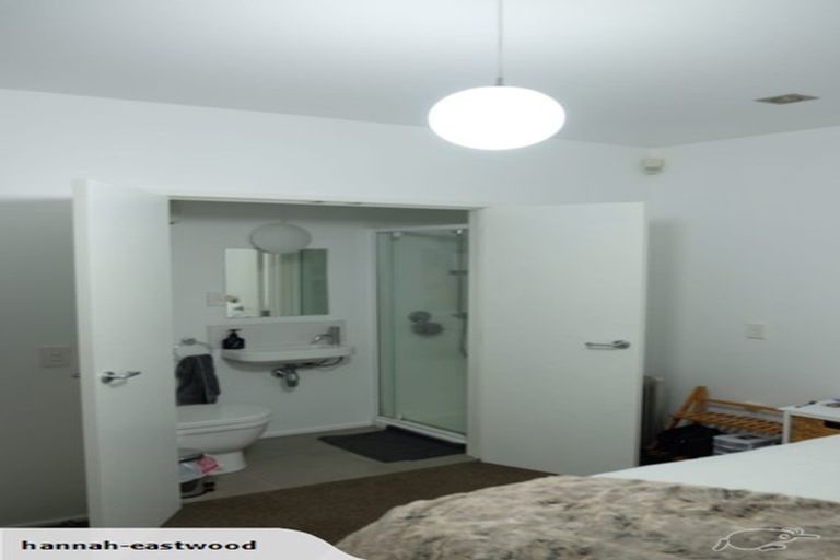 Photo of property in 11/2 Onslow Road, Khandallah, Wellington, 6035