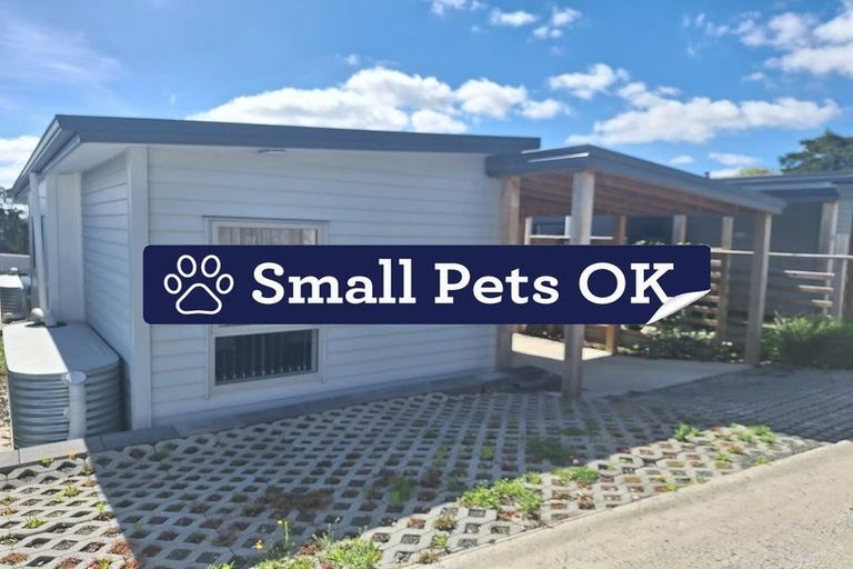 Photo of property in 78b Lincoln Park Avenue, Massey, Auckland, 0614