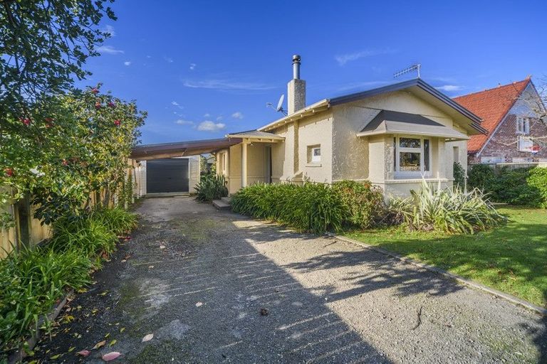Photo of property in 45 South Street, West End, Palmerston North, 4410