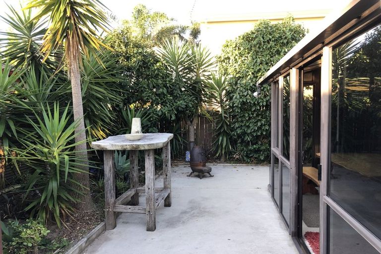 Photo of property in 52 Sunrise Avenue, Mount Maunganui, 3116