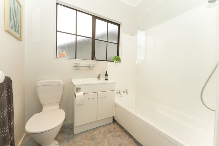 Photo of property in 56 Compton Crescent, Taita, Lower Hutt, 5011