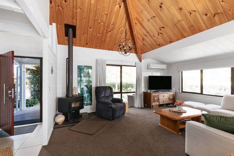 Photo of property in 240d Omokoroa Road, Omokoroa, Tauranga, 3114