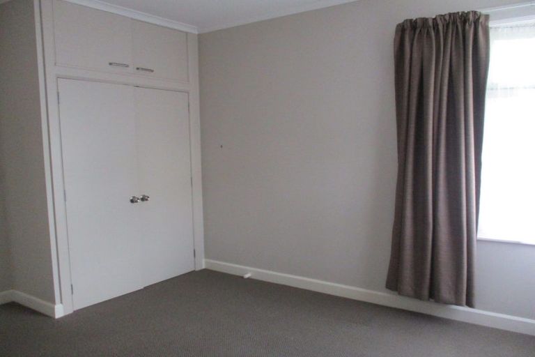 Photo of property in 411a Featherston Street, Palmerston North, 4414