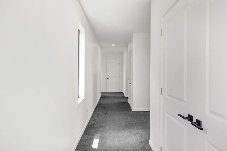 Photo of property in 25 County Drive, Hawera, 4610