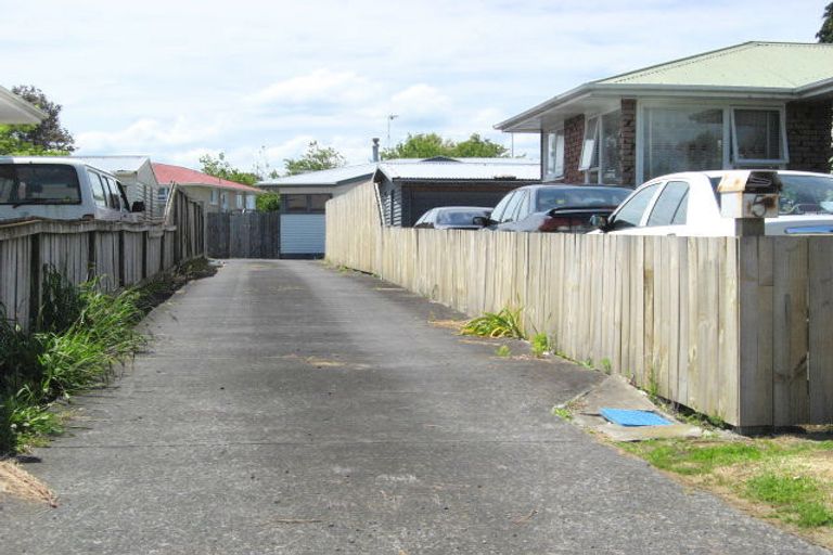 Photo of property in 5 Kambalda Street, Mangere Bridge, Auckland, 2022