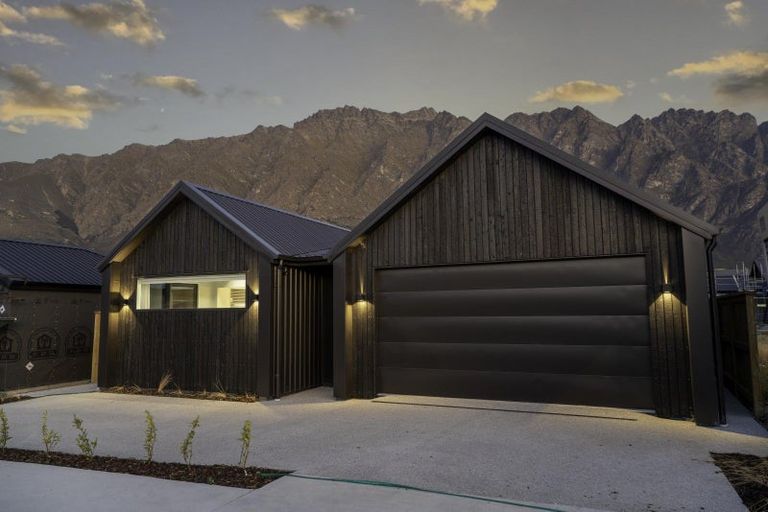 Photo of property in 95 Drysdale Road, Jacks Point, 9371