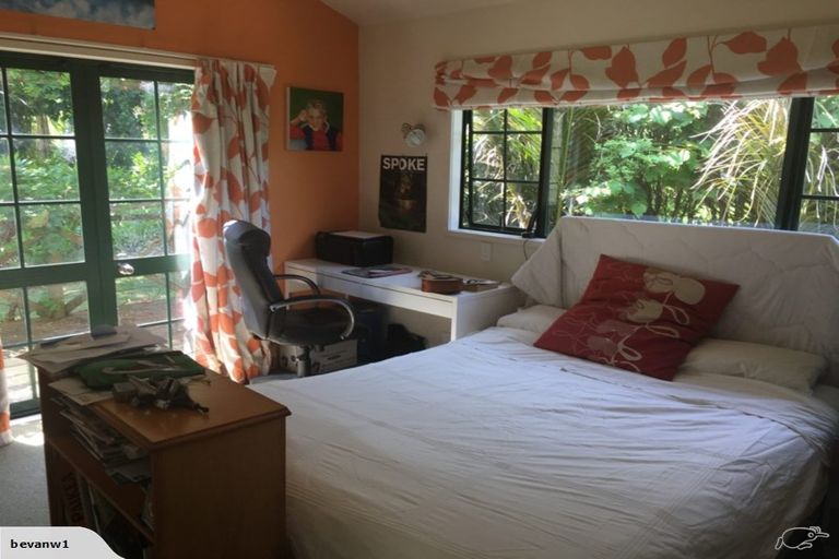 Photo of property in 28 Point Wells Road, Point Wells, Warkworth, 0986