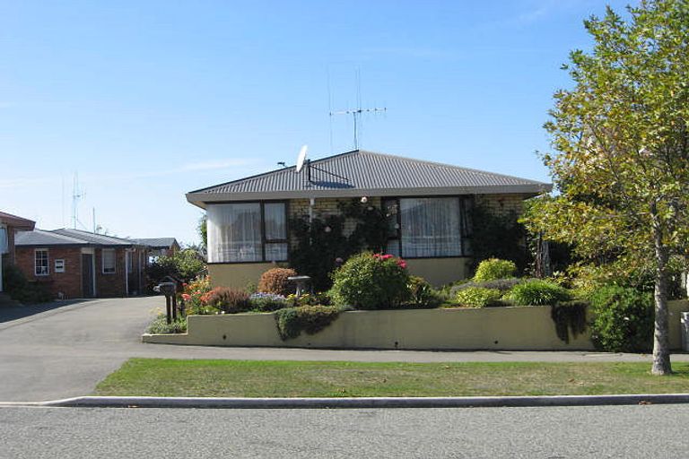 Photo of property in 77a Avenue Road, West End, Timaru, 7910