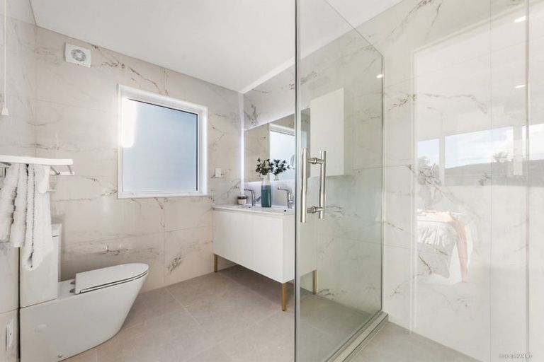 Photo of property in 33 Atkins Road, Luggate, Wanaka, 9382