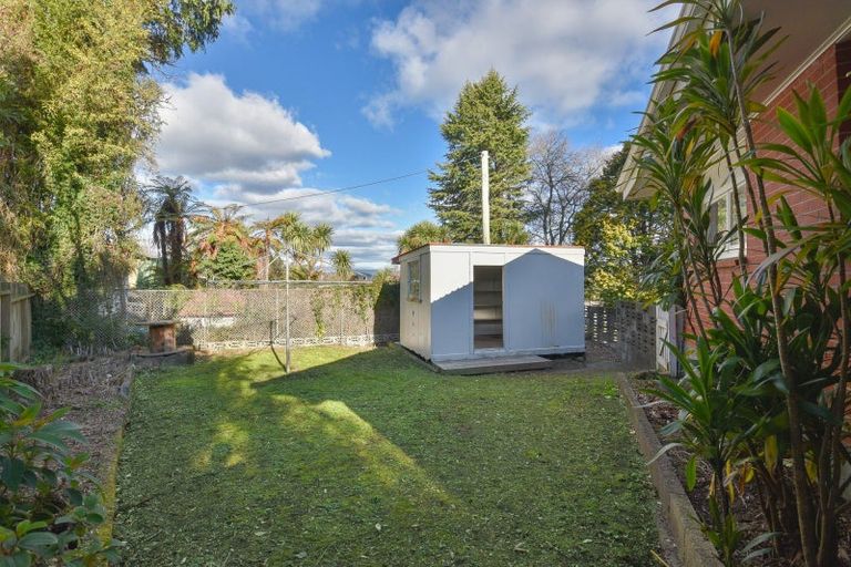 Photo of property in 1 Russell Crescent, Western Heights, Rotorua, 3015