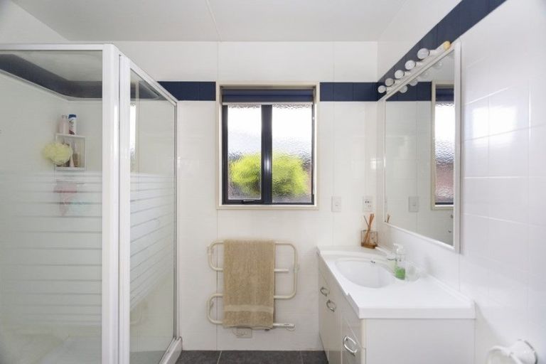 Photo of property in 2 Berkley Place, Oamaru North, Oamaru, 9400