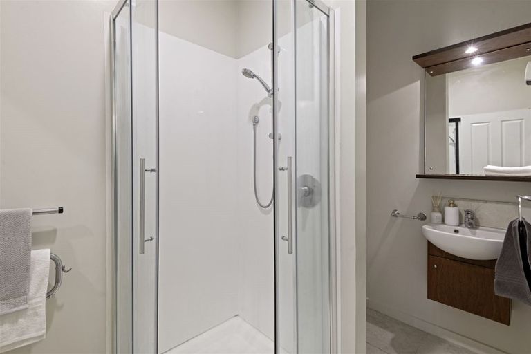 Photo of property in 7 Stoneleigh Green, Parklands, Christchurch, 8083